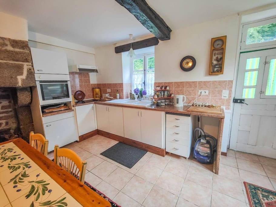Country Side Haven Two Double Ensuite Bedrooms Couples Exclusive Rate Offered Saint-Michel-de-Montjoie Buitenkant foto